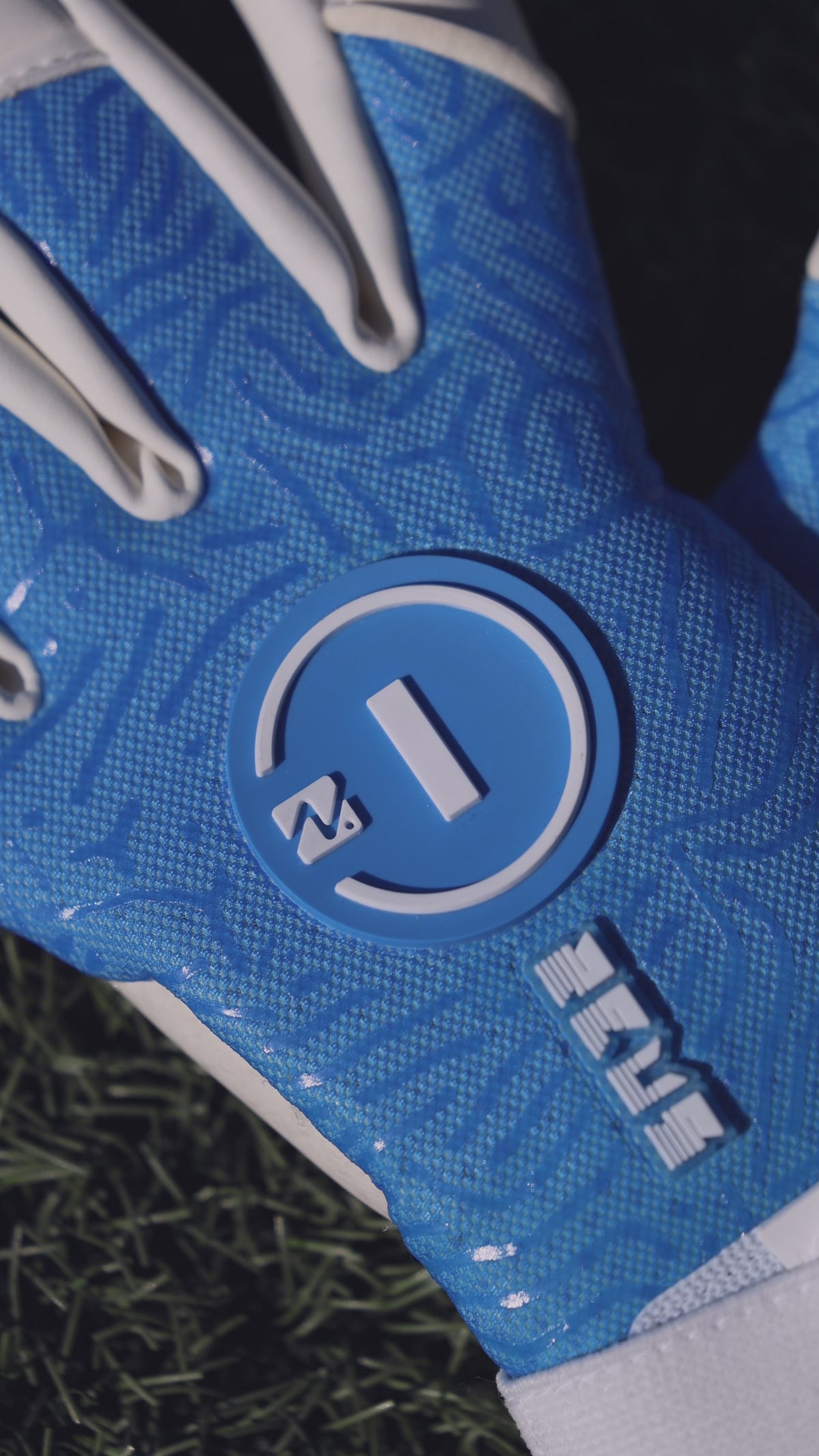 Guantes de portero Zeus 2.0 Zafyr vídeo#Color_Zafyr